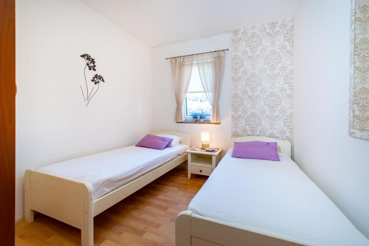 Apartments Milka 포블랴나 외부 사진